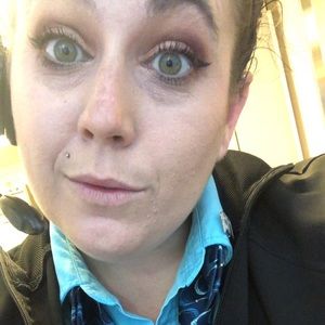 Meet your Posher, Cortney